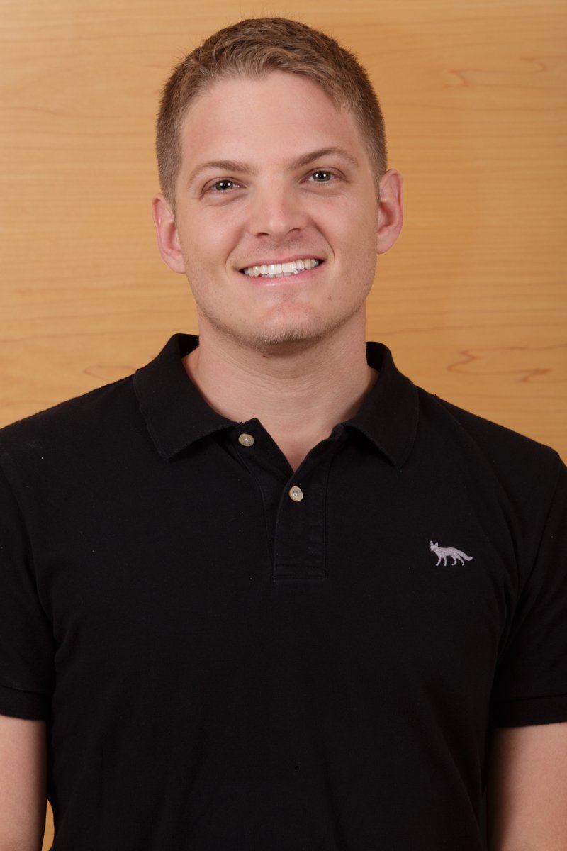 Jonatan Headshot